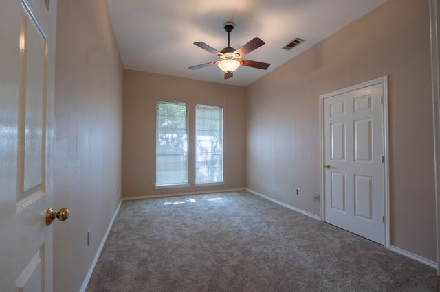 2505 Copper Creek Lane, Carrollton, TX 75006