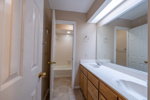 2505 Copper Creek Lane, Carrollton, TX 75006