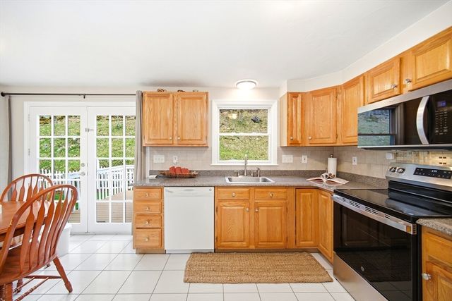 74 Bracken Drive, Marlborough, MA 01752