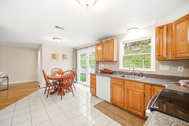 74 Bracken Drive, Marlborough, MA 01752