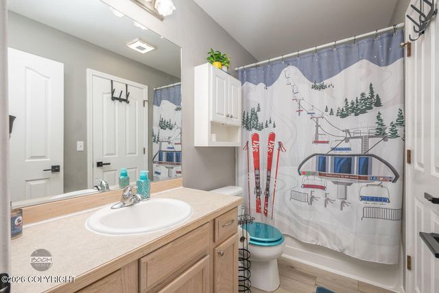 8935 Birch Park Circle, Eagle River, AK 99577