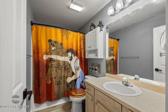 8935 Birch Park Circle, Eagle River, AK 99577