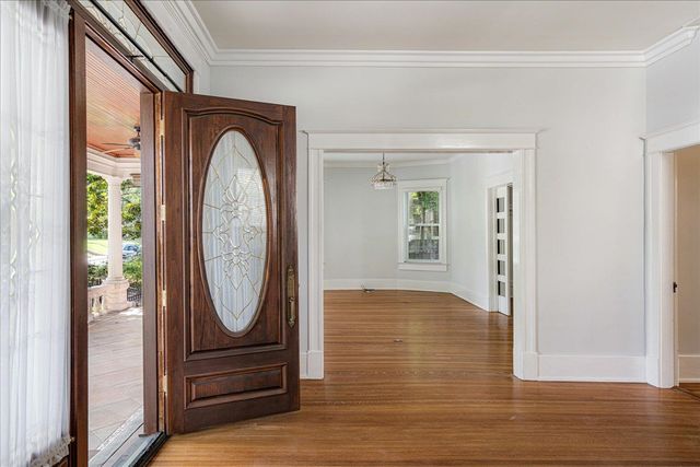 1630 CARR AVE, Memphis, TN 38104