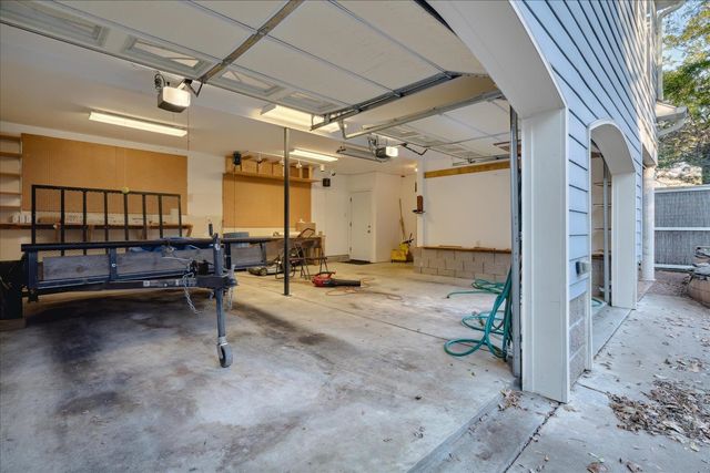 1630 CARR AVE, Memphis, TN 38104