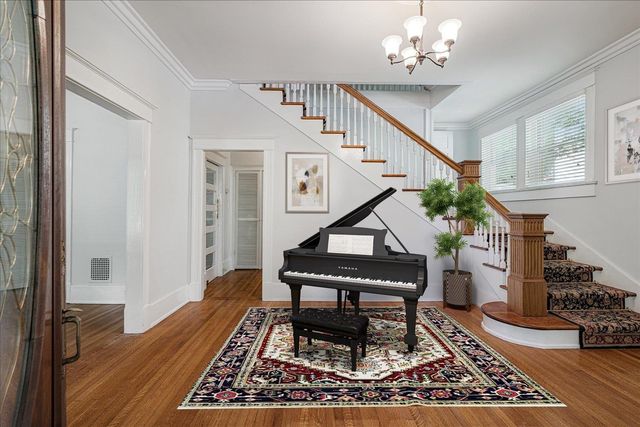 1630 CARR AVE, Memphis, TN 38104