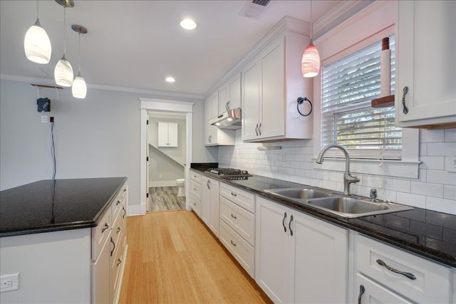 1630 CARR AVE, Memphis, TN 38104