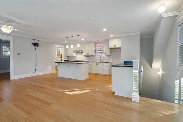 1630 CARR AVE, Memphis, TN 38104