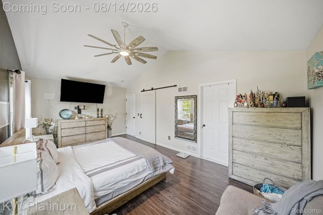 18051 Cedar Island Boulevard, Brownstown Charter Township, MI 48174