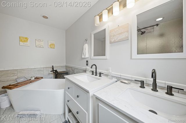 18051 Cedar Island Boulevard, Brownstown Charter Township, MI 48174