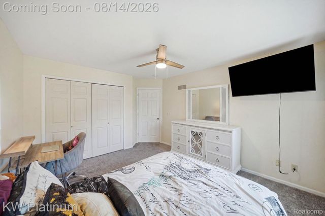 18051 Cedar Island Boulevard, Brownstown Charter Township, MI 48174