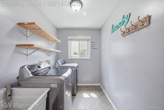 18051 Cedar Island Boulevard, Brownstown Charter Township, MI 48174