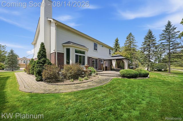 18051 Cedar Island Boulevard, Brownstown Charter Township, MI 48174