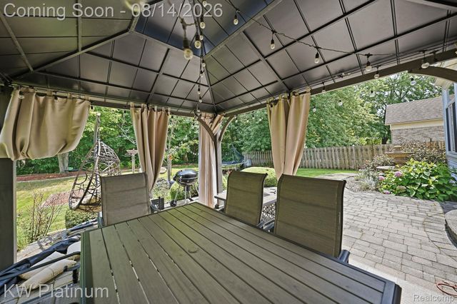 18051 Cedar Island Boulevard, Brownstown Charter Township, MI 48174