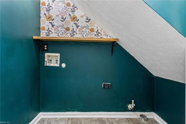 116 Grand View DR, Hampton, VA 23664