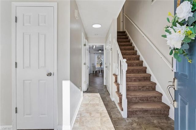 116 Grand View DR, Hampton, VA 23664