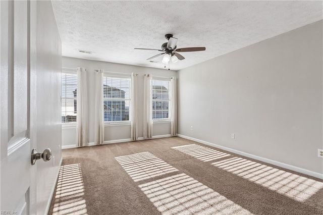 116 Grand View DR, Hampton, VA 23664