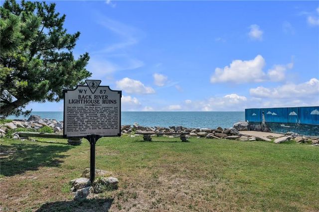 116 Grand View DR, Hampton, VA 23664