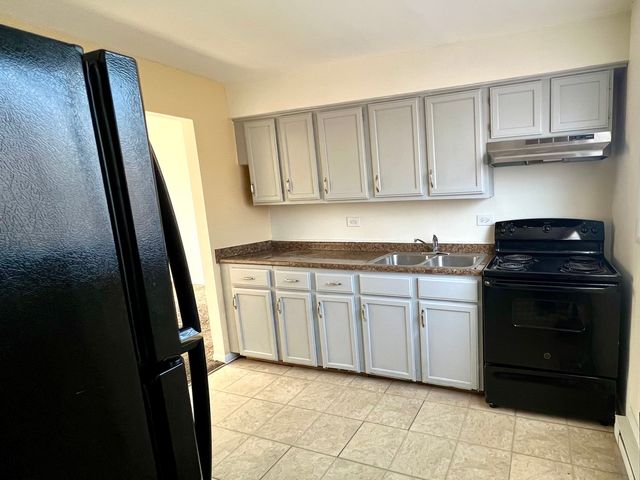 9106 S Halsted Street 2W, Chicago, IL 60620