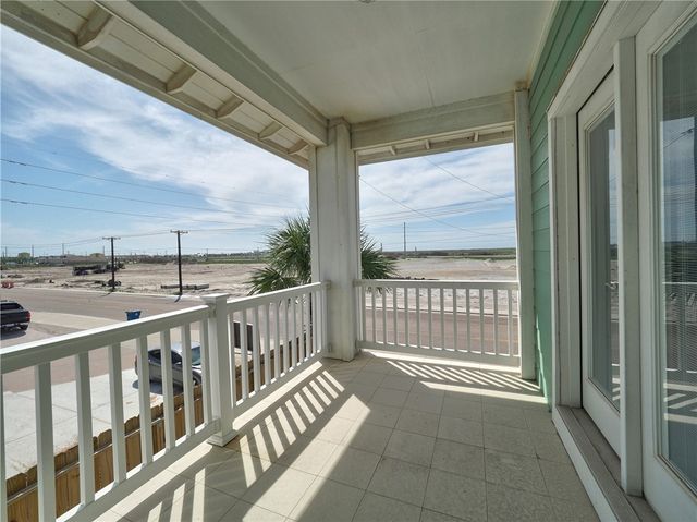 3021 S 11th St 11, Port Aransas, TX 78373