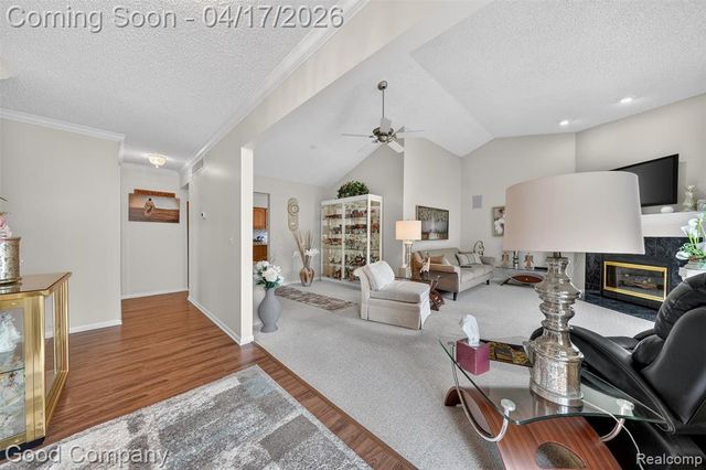 21650 River Ridge Trail, Farmington Hills, MI 48335