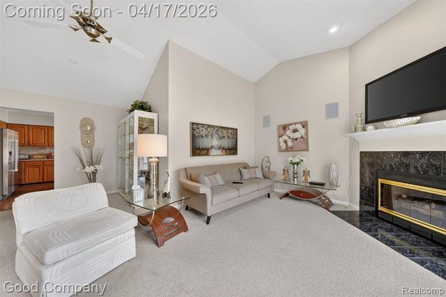 21650 River Ridge Trail, Farmington Hills, MI 48335