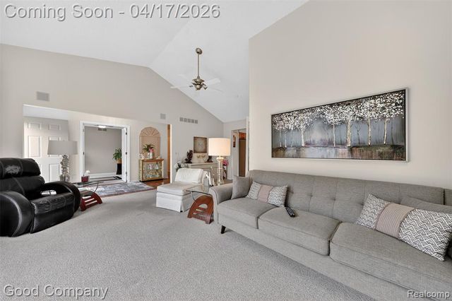 21650 River Ridge Trail, Farmington Hills, MI 48335
