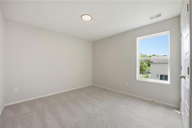 1443 S 4th Street E, Louisburg, KS 66053