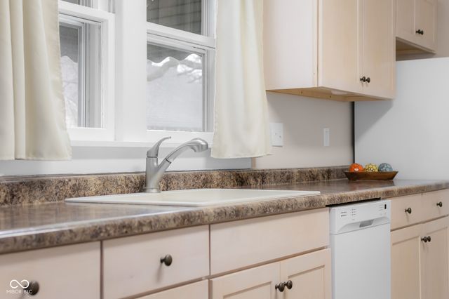 1630 California Street, Columbus, IN 47201