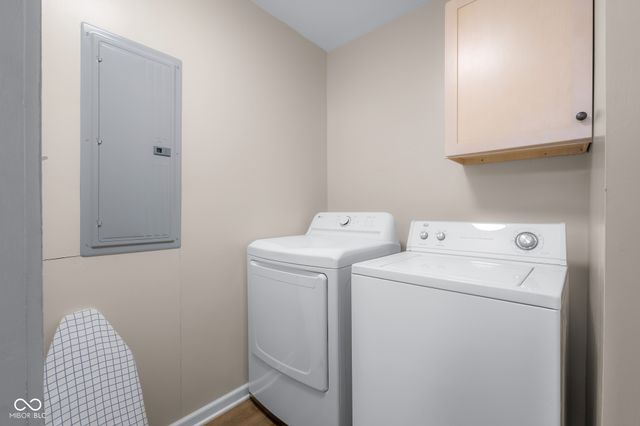 1630 California Street, Columbus, IN 47201