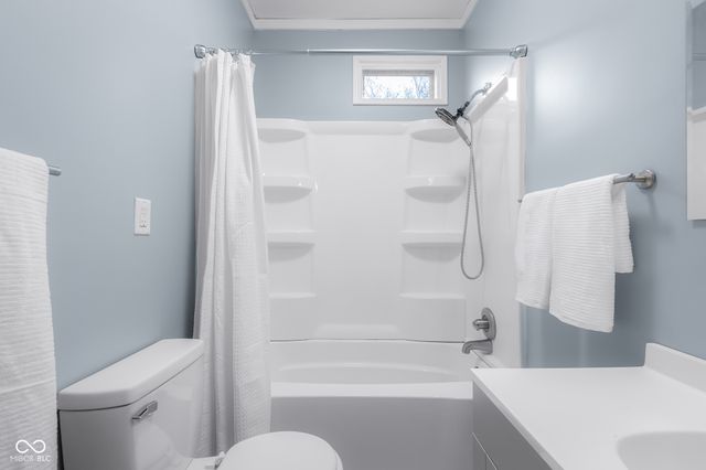 1630 California Street, Columbus, IN 47201