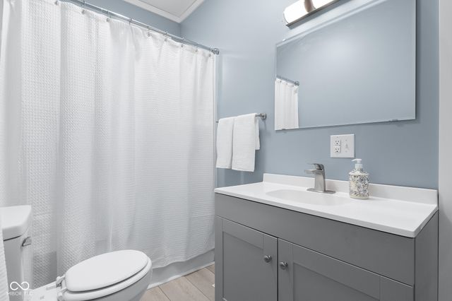 1630 California Street, Columbus, IN 47201