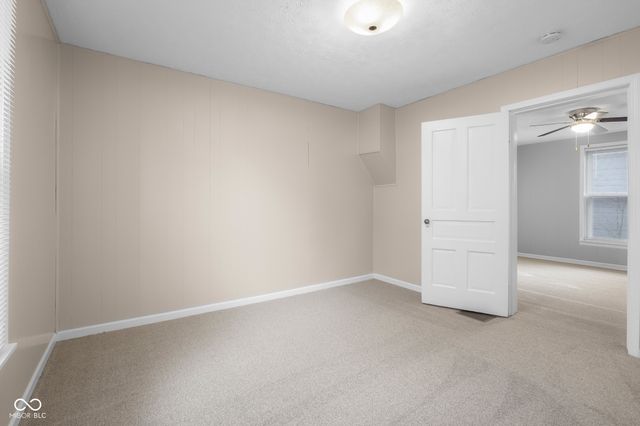 1630 California Street, Columbus, IN 47201