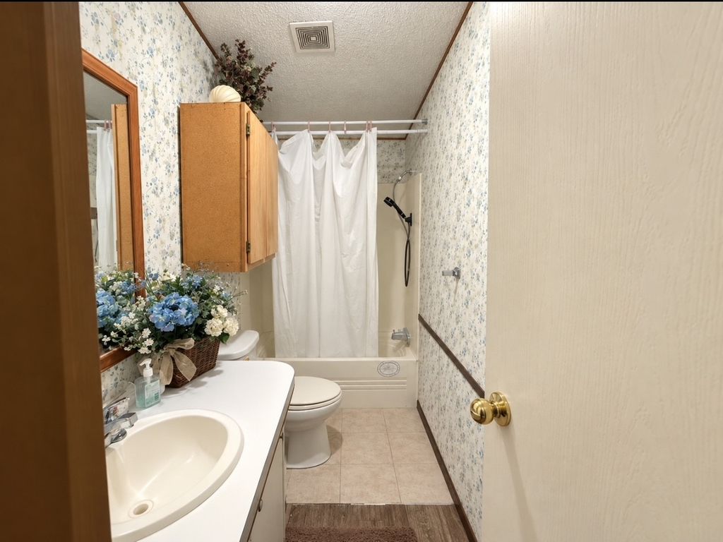 3921 Applewood Court, Alvarado, TX 76009 — photo 5