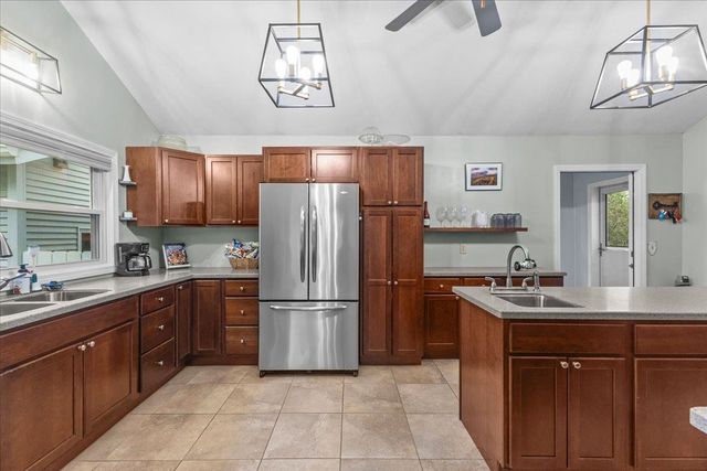14 West Street, Essex Junction, VT 05452