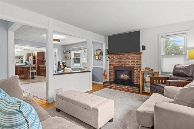 14 West Street, Essex Junction, VT 05452