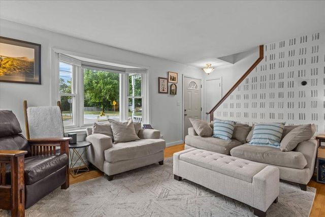 14 West Street, Essex Junction, VT 05452