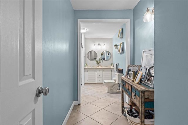 14 West Street, Essex Junction, VT 05452
