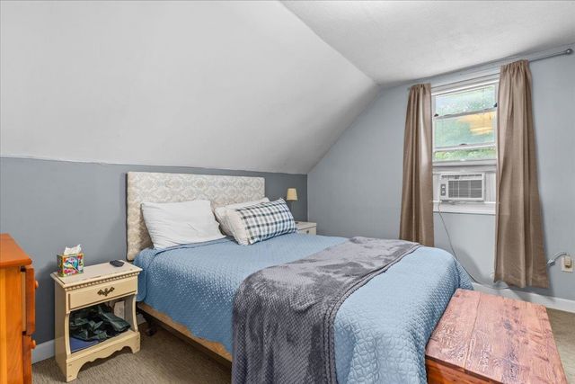 14 West Street, Essex Junction, VT 05452