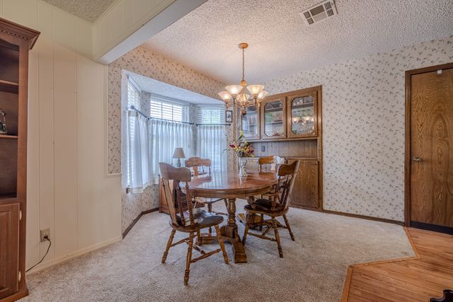 1808 N Chambers Place, Claremore, OK 74017