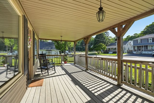 166 Millbury Ave, Millbury, MA 01527