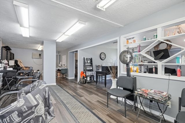 166 Millbury Ave, Millbury, MA 01527