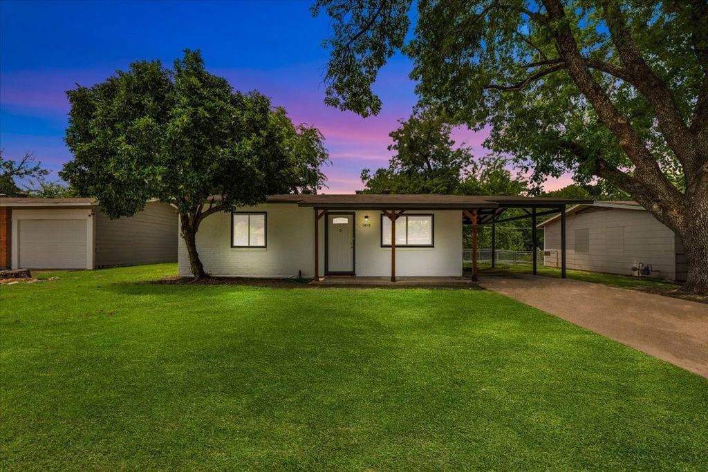 1410 Randolph Street, Arlington, TX 76010