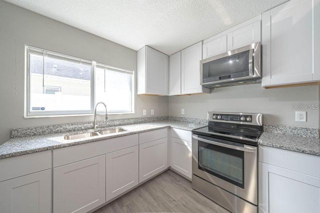 2025 PEACEFUL PALM STREET, Ruskin, FL 33570