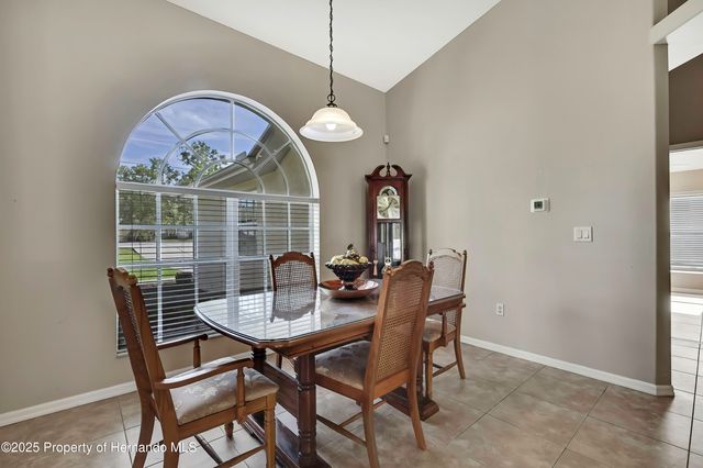 11336 Flower Avenue, Weeki Wachee, FL 34613