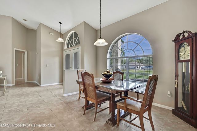 11336 Flower Avenue, Weeki Wachee, FL 34613