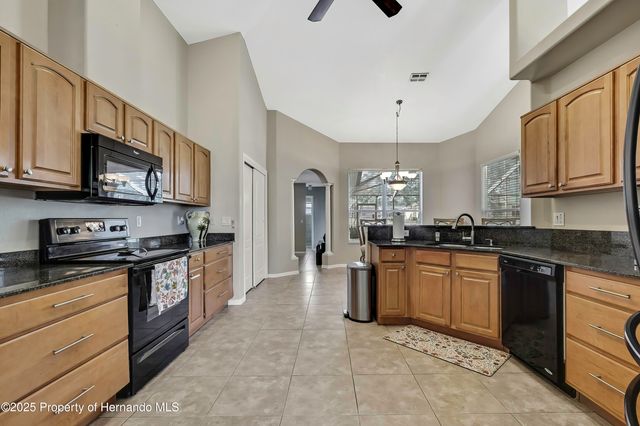 11336 Flower Avenue, Weeki Wachee, FL 34613