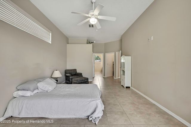 11336 Flower Avenue, Weeki Wachee, FL 34613