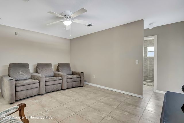 11336 Flower Avenue, Weeki Wachee, FL 34613