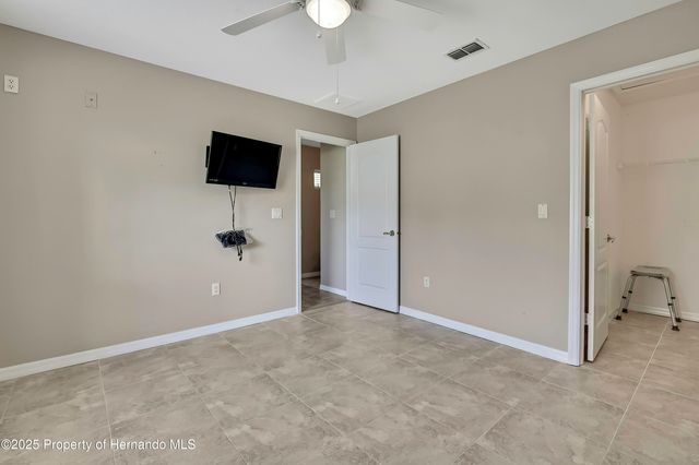 11336 Flower Avenue, Weeki Wachee, FL 34613