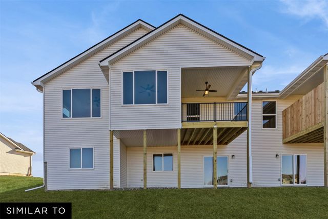 5710 NE Creek Ridge Drive, Ankeny, IA 50021